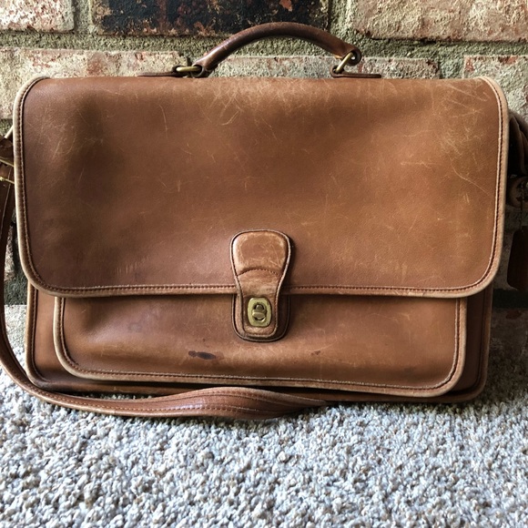 Coach Handbags - Large vintage Coach Laptop bag purse satchel Tan